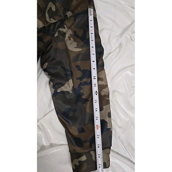 Lulus In Plain Sight Green Camo Print Puffer Bomber Jacket Women’s Size S VGUC - Picture 12 of 12